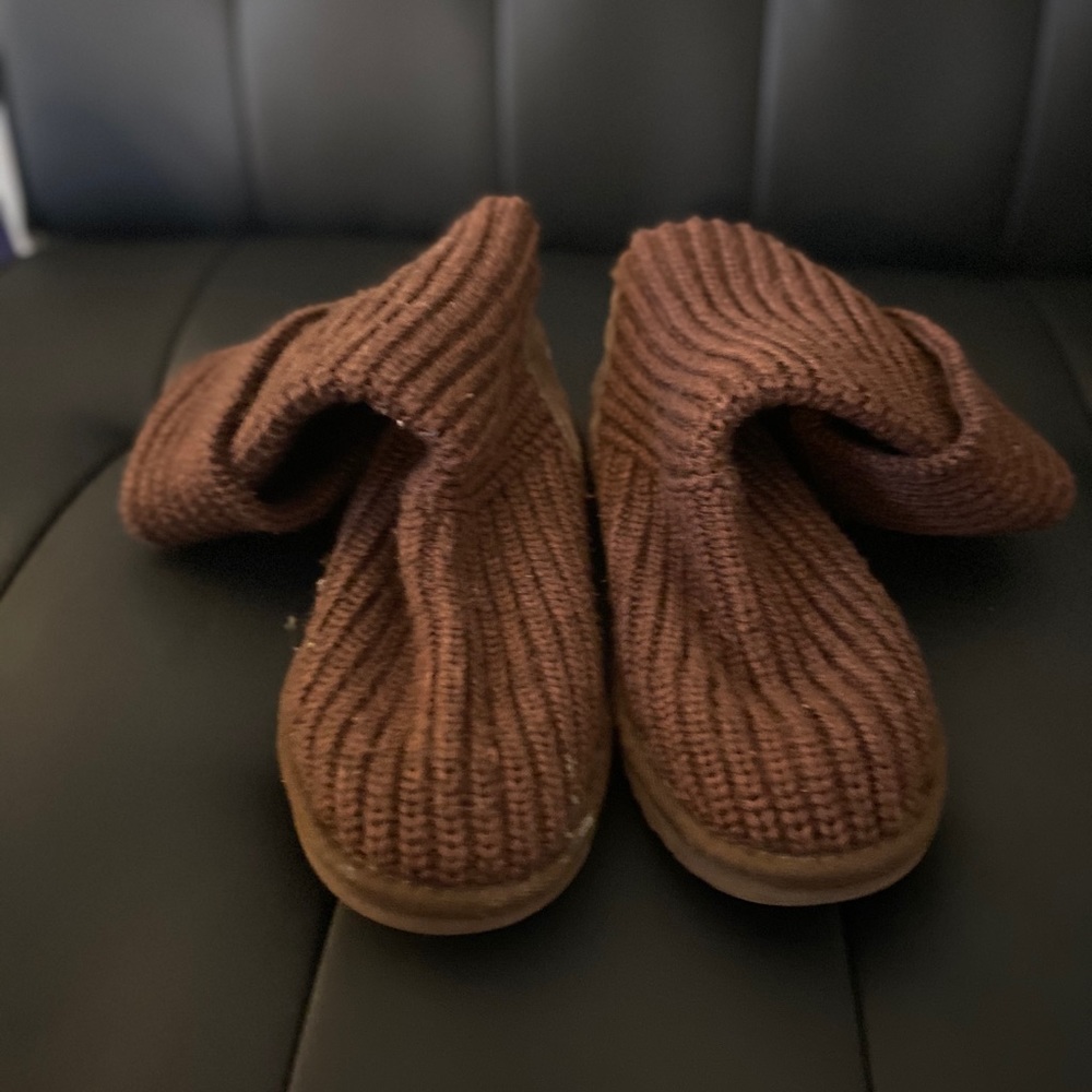 Ugg sweater boots